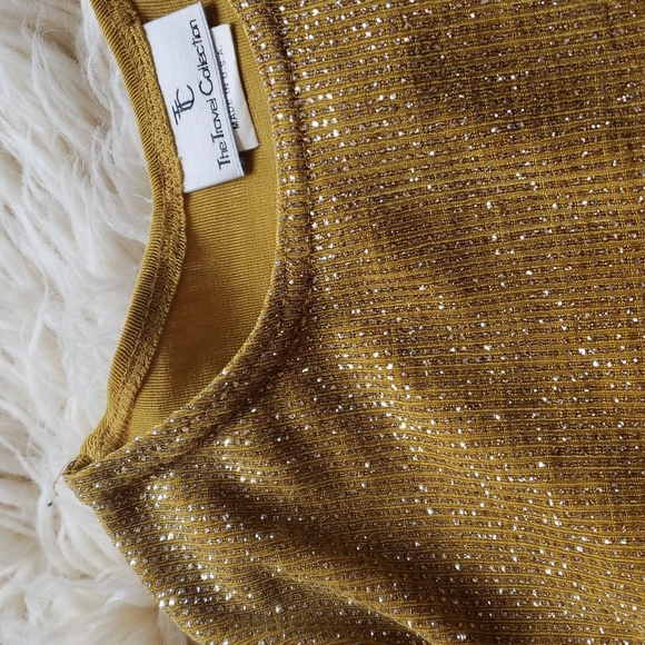 Sleeveless Scooped-Neck Vintage Shell | Gold with Tiny Silver Sequins | Size S - Picture 3 of 3